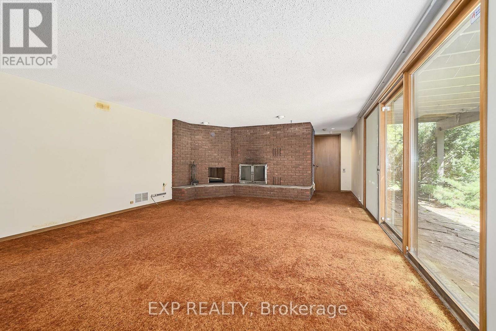 7985 Cedarbrook Trail, Whitby, Ontario  L1M 1L9 - Photo 33 - E13153656