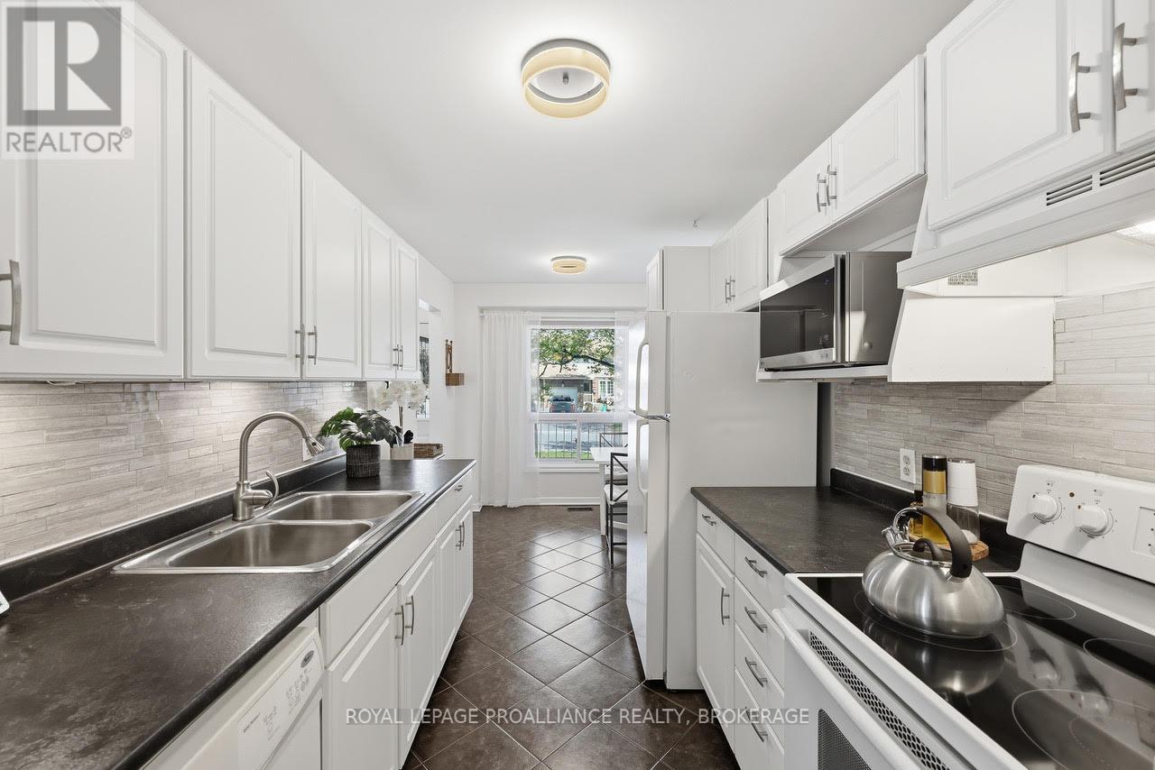 30 Barker Drive, Kingston, Ontario  K7K 6X6 - Photo 8 - X13153554