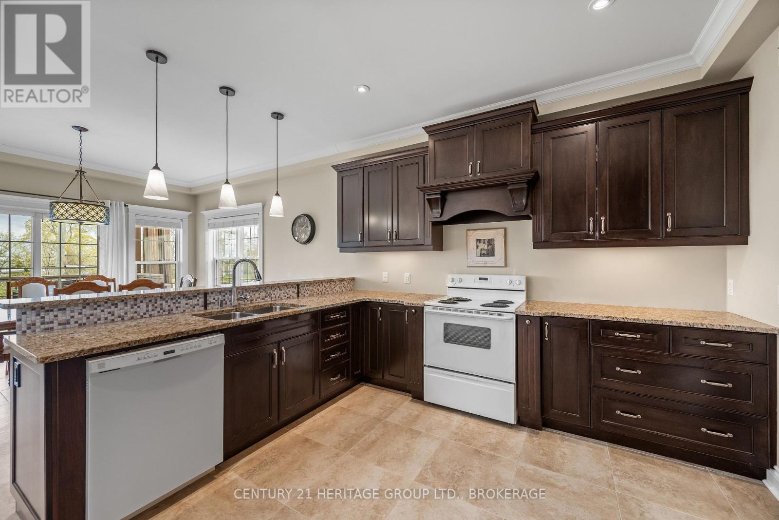137 Jordyn's Court, Loyalist, Ontario K7N 0A7 - Photo 23 - X13153560