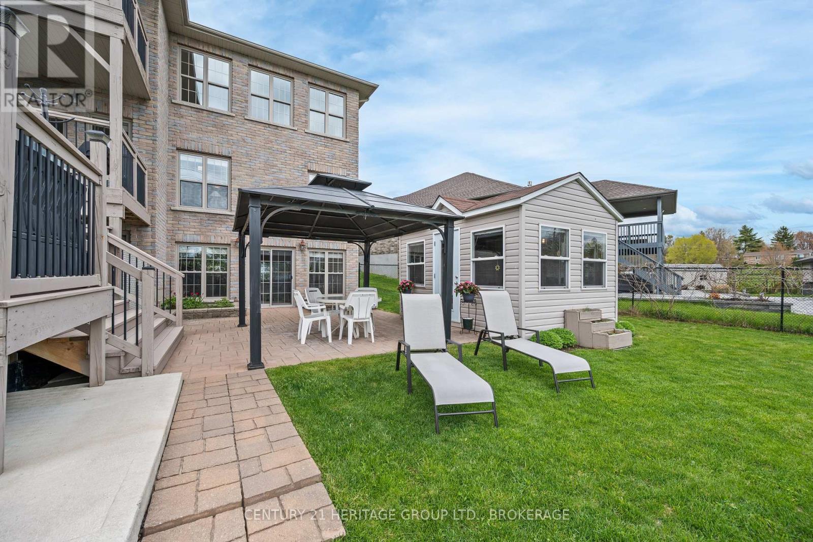 137 Jordyn's Court, Loyalist, Ontario K7N 0A7 - Photo 4 - X13153560