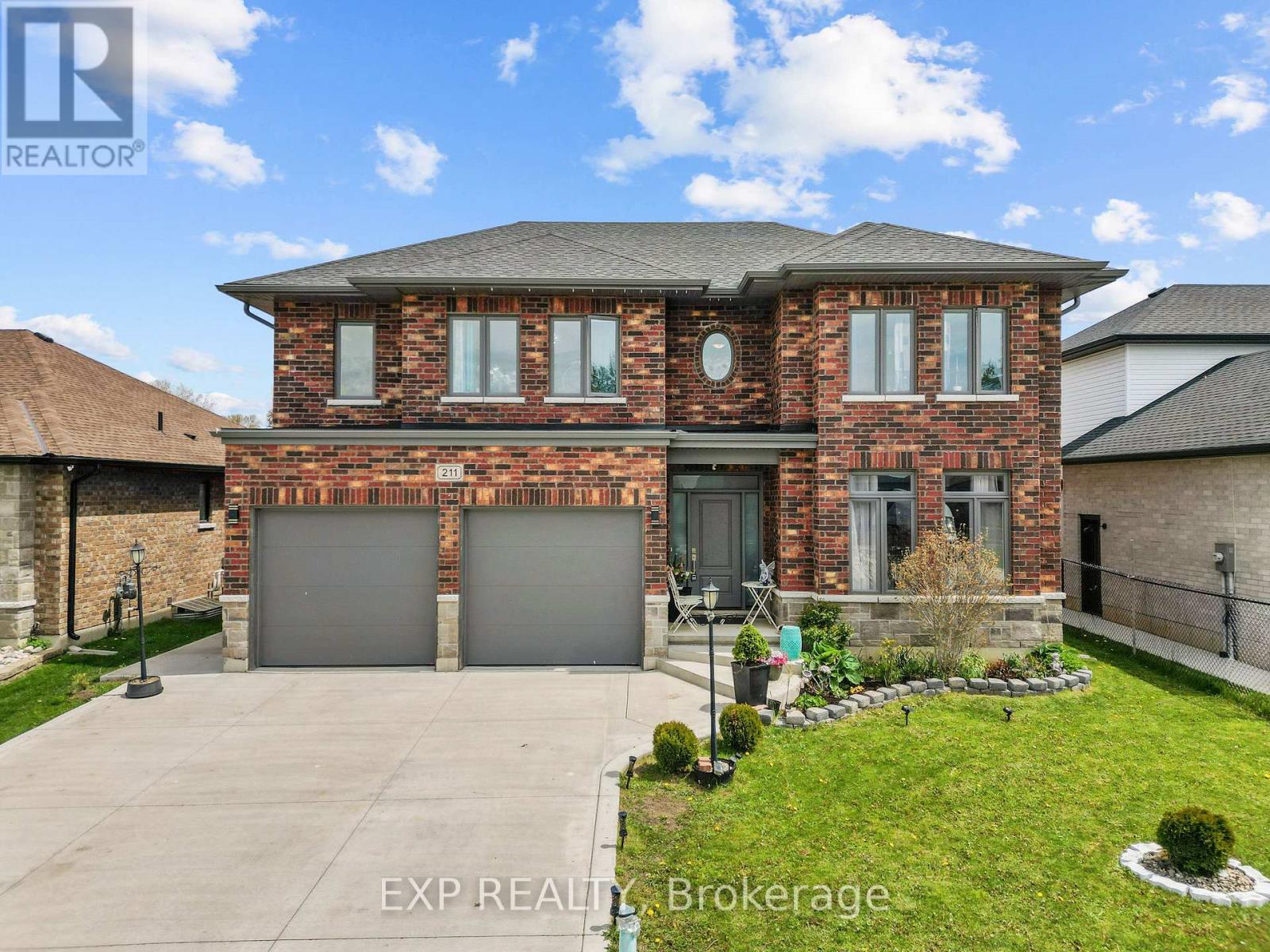 211 Leitch Street, Dutton/dunwich (Dutton), Ontario  N0L 1J0 - Photo 1 - X13153556