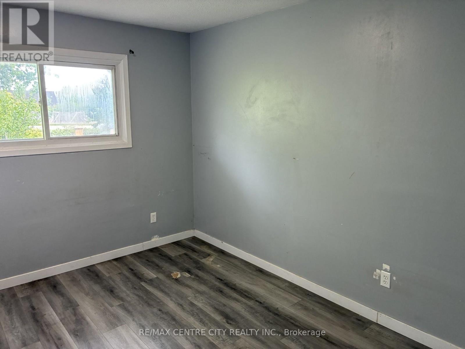 1900 Culver Drive, London East (East H), Ontario  N5V 3K6 - Photo 10 - X13153566