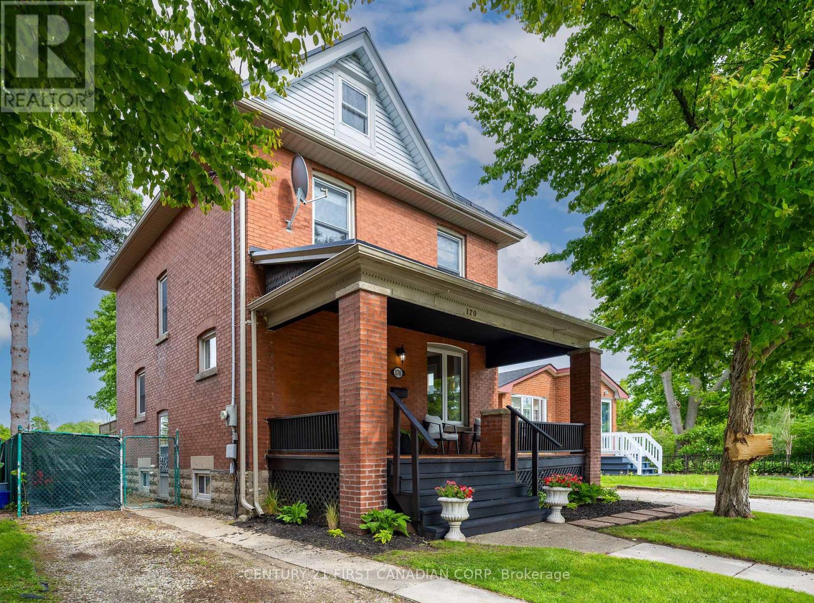 170 Wilson Avenue, St. Thomas, Ontario  N5R 3R3 - Photo 2 - X13153612