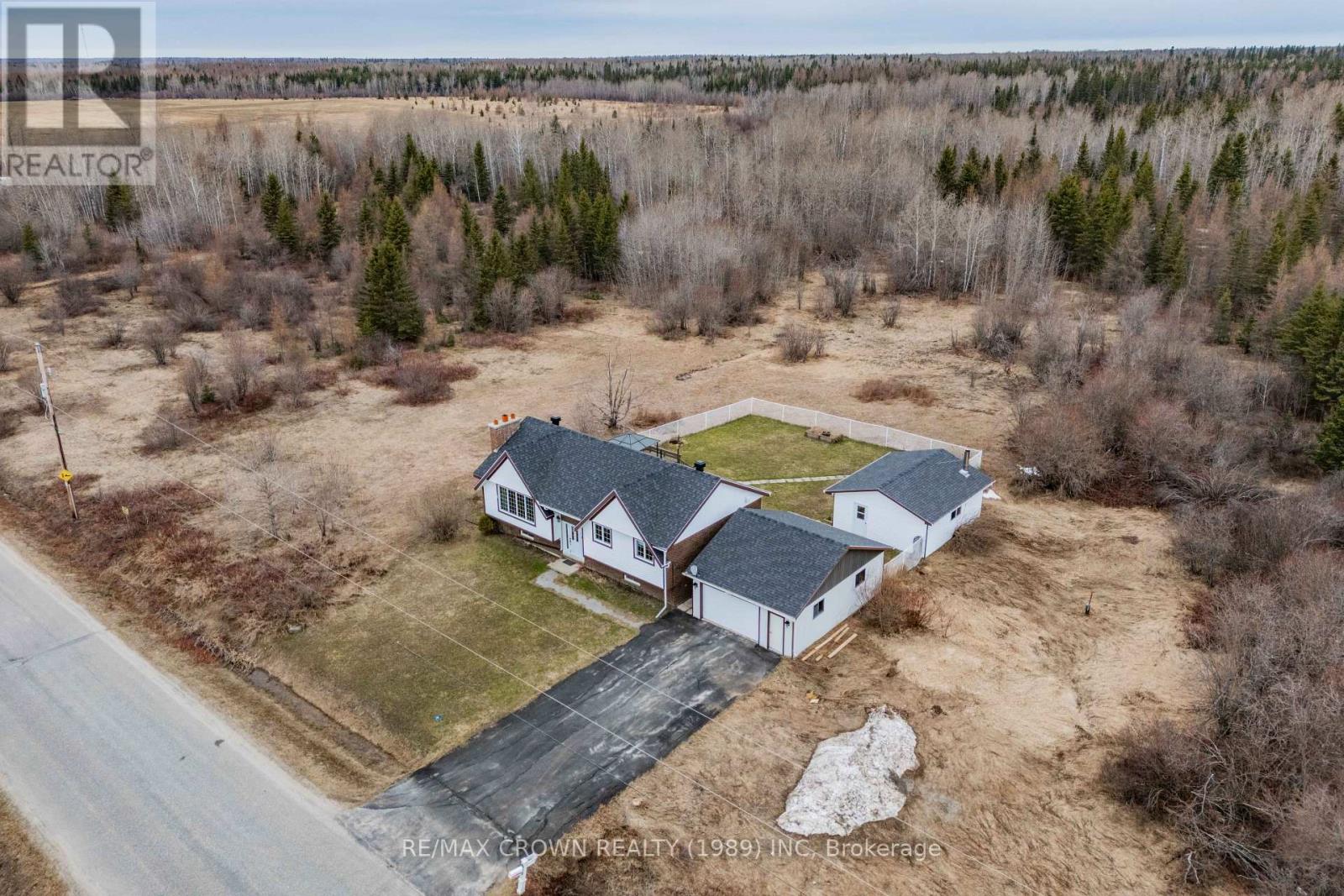 296 Brunetville Road, Kapuskasing, Ontario  P5N 2X7 - Photo 2 - T13153606