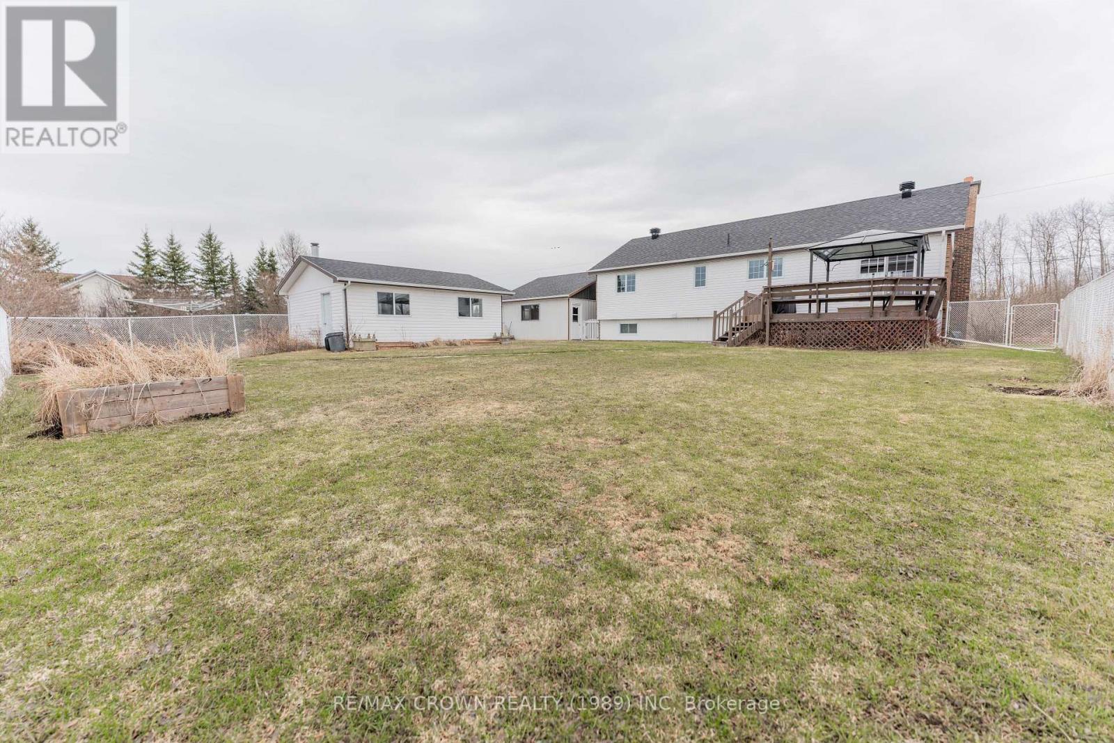 296 Brunetville Road, Kapuskasing, Ontario  P5N 2X7 - Photo 4 - T13153606