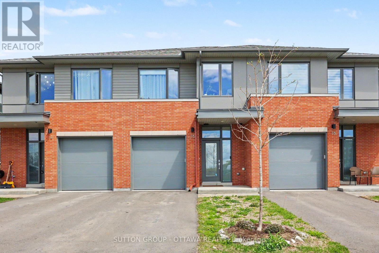 76 Michael Stoqua Street, Ottawa, Ontario  K1K 5A2 - Photo 1 - X13153602