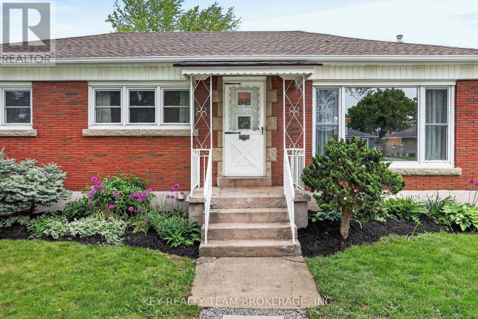 188 Price Avenue, Welland, Ontario  L3C 3Y6 - Photo 4 - X13153568
