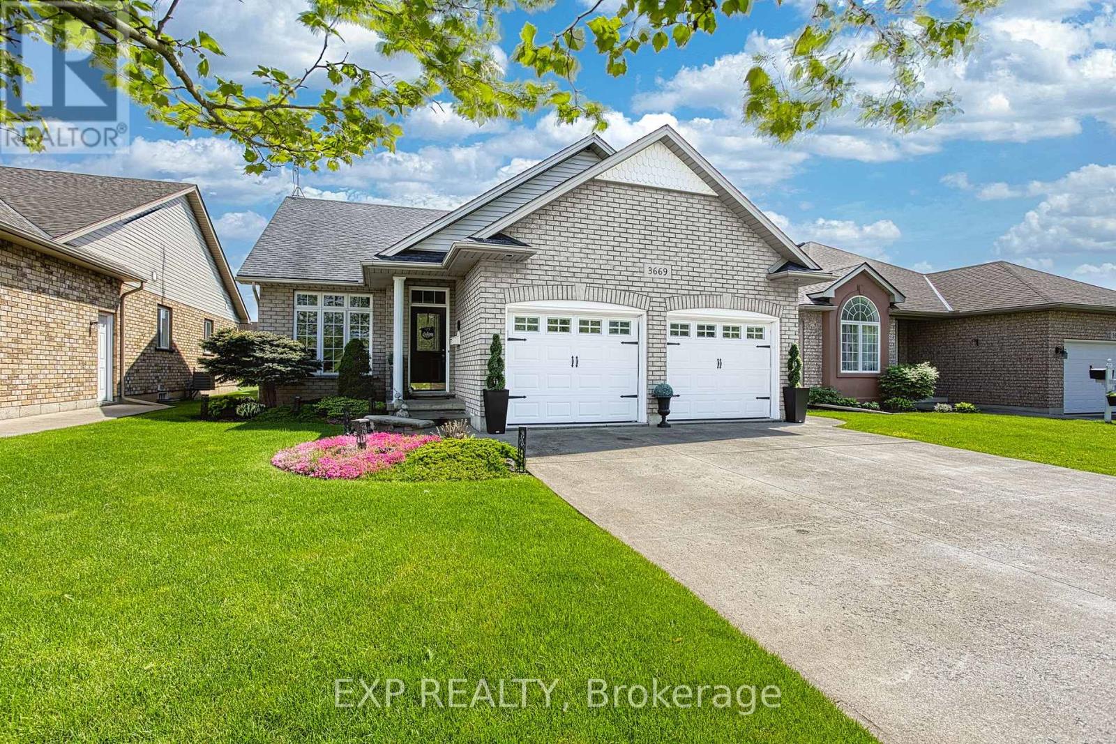 3669 Carver Street, Fort Erie, Ontario  L0S 1S0 - Photo 3 - X13153718