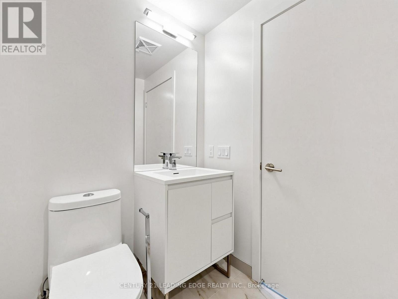3809 - 1 Quarrington Lane, Toronto, Ontario M3C 0S4 - Photo 21 - C13148680
