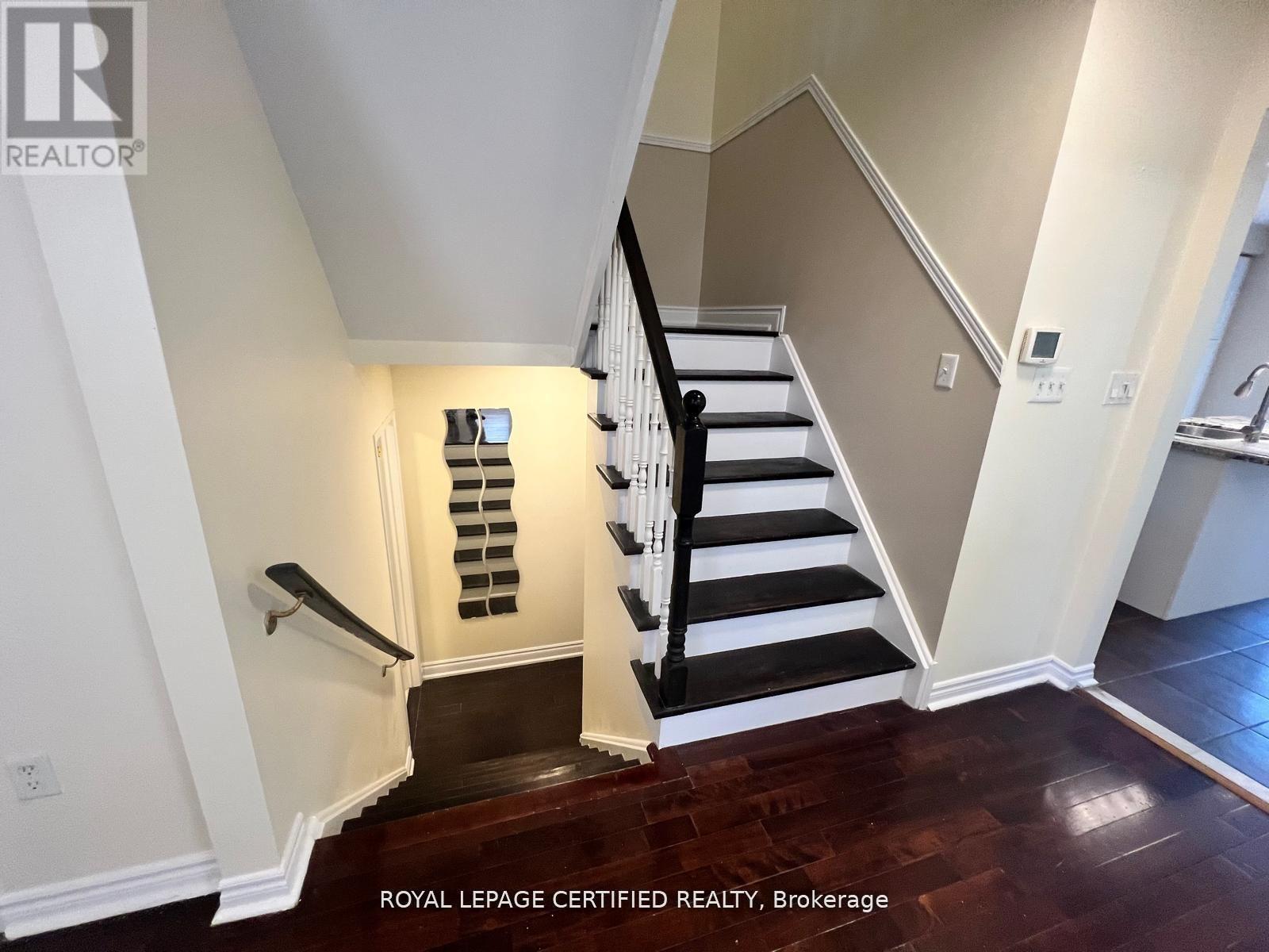 426 Orange Walk Crescent, Mississauga, Ontario L5R 0A8 - Photo 15 - W12834404