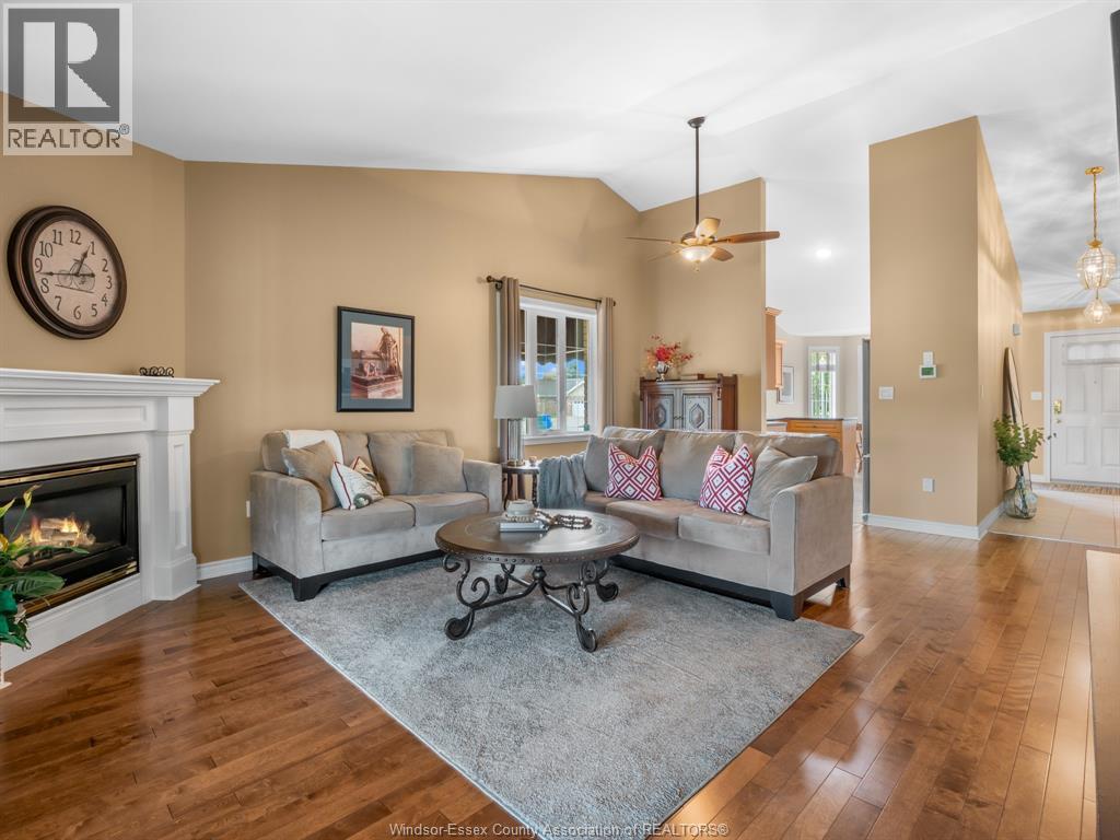1592 Blue Heron Drive, Windsor, Ontario N8P 1L6 - Photo 12 - 26011687