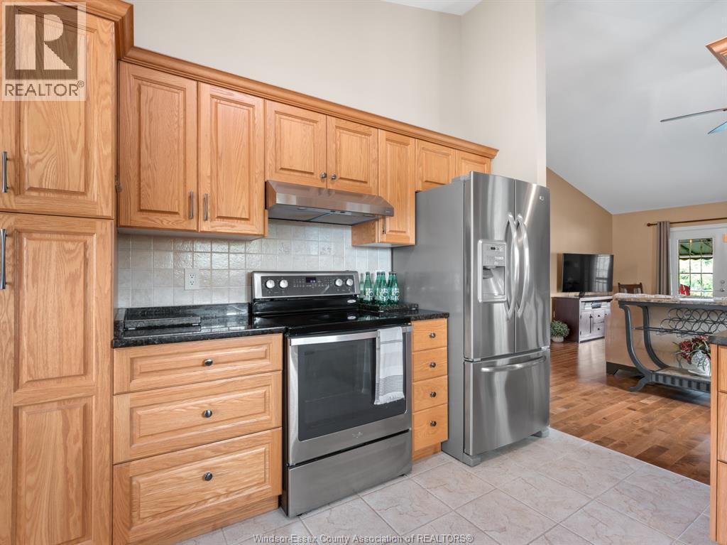 1592 Blue Heron Drive, Windsor, Ontario N8P 1L6 - Photo 9 - 26011687