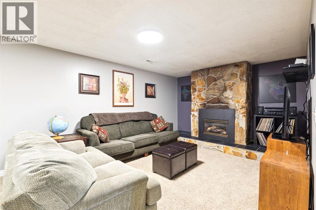 26 Galway Crescent SW, Calgary, Alberta  T3E 4Y3 - Photo 31 - A2312735