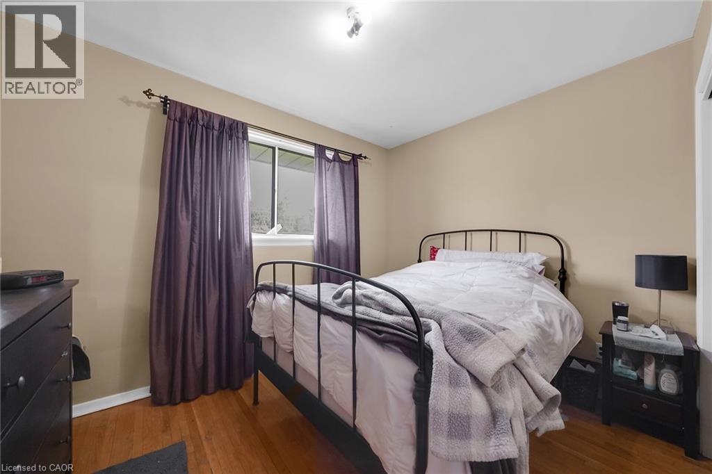22 Hamptonbrook Drive, Toronto, Ontario  M9P 1A1 - Photo 16 - 40831844