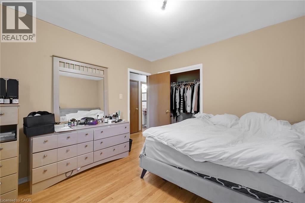 22 Hamptonbrook Drive, Toronto, Ontario  M9P 1A1 - Photo 19 - 40831844