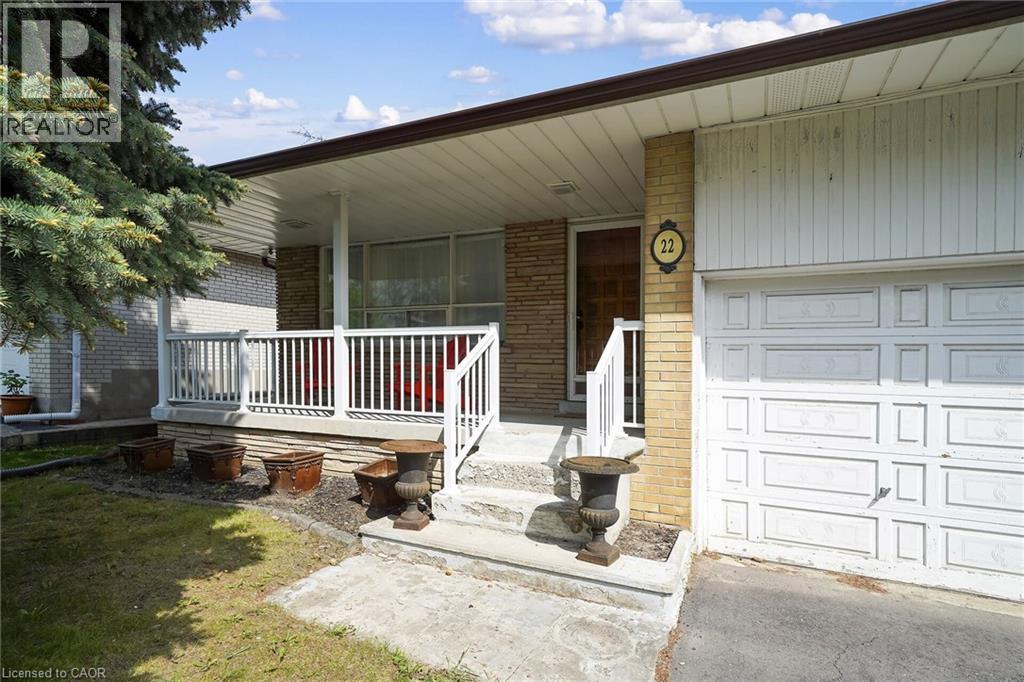 22 Hamptonbrook Drive, Toronto, Ontario  M9P 1A1 - Photo 2 - 40831844