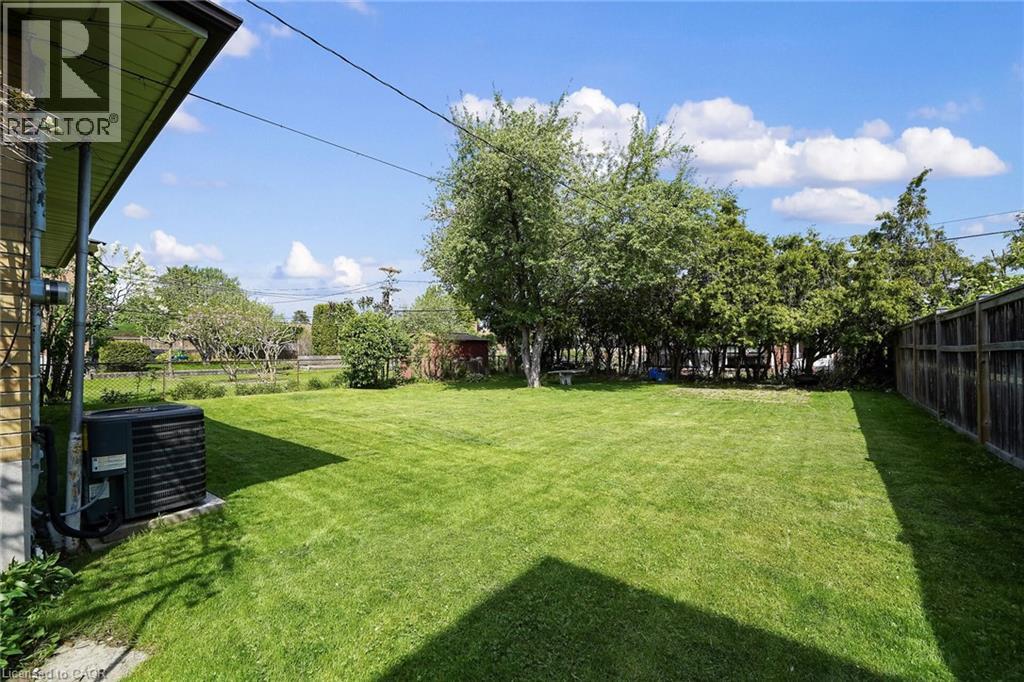 22 Hamptonbrook Drive, Toronto, Ontario  M9P 1A1 - Photo 29 - 40831844