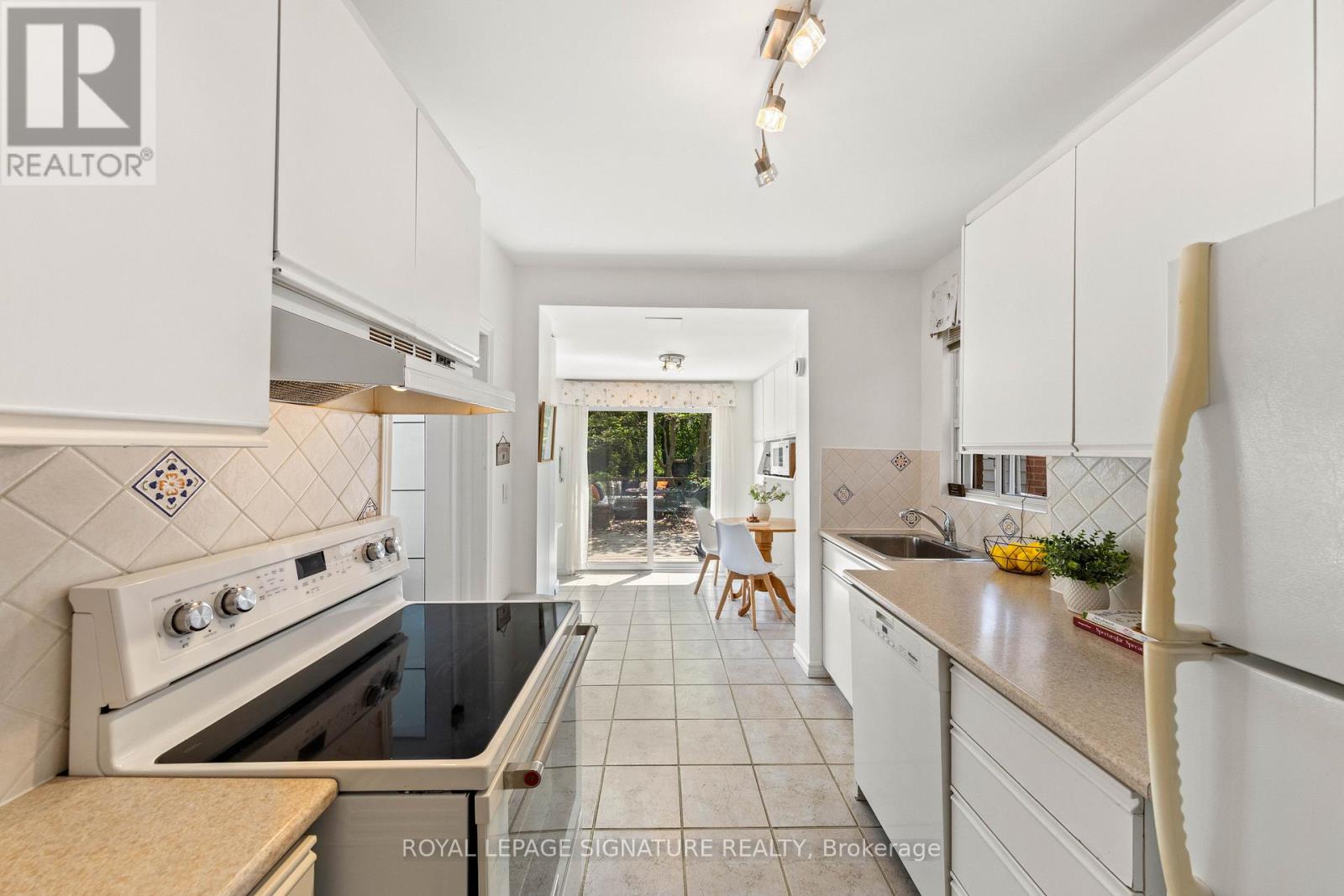 117 Bowood Avenue, Toronto, Ontario M4N 1Y3 - Photo 20 - C13153628