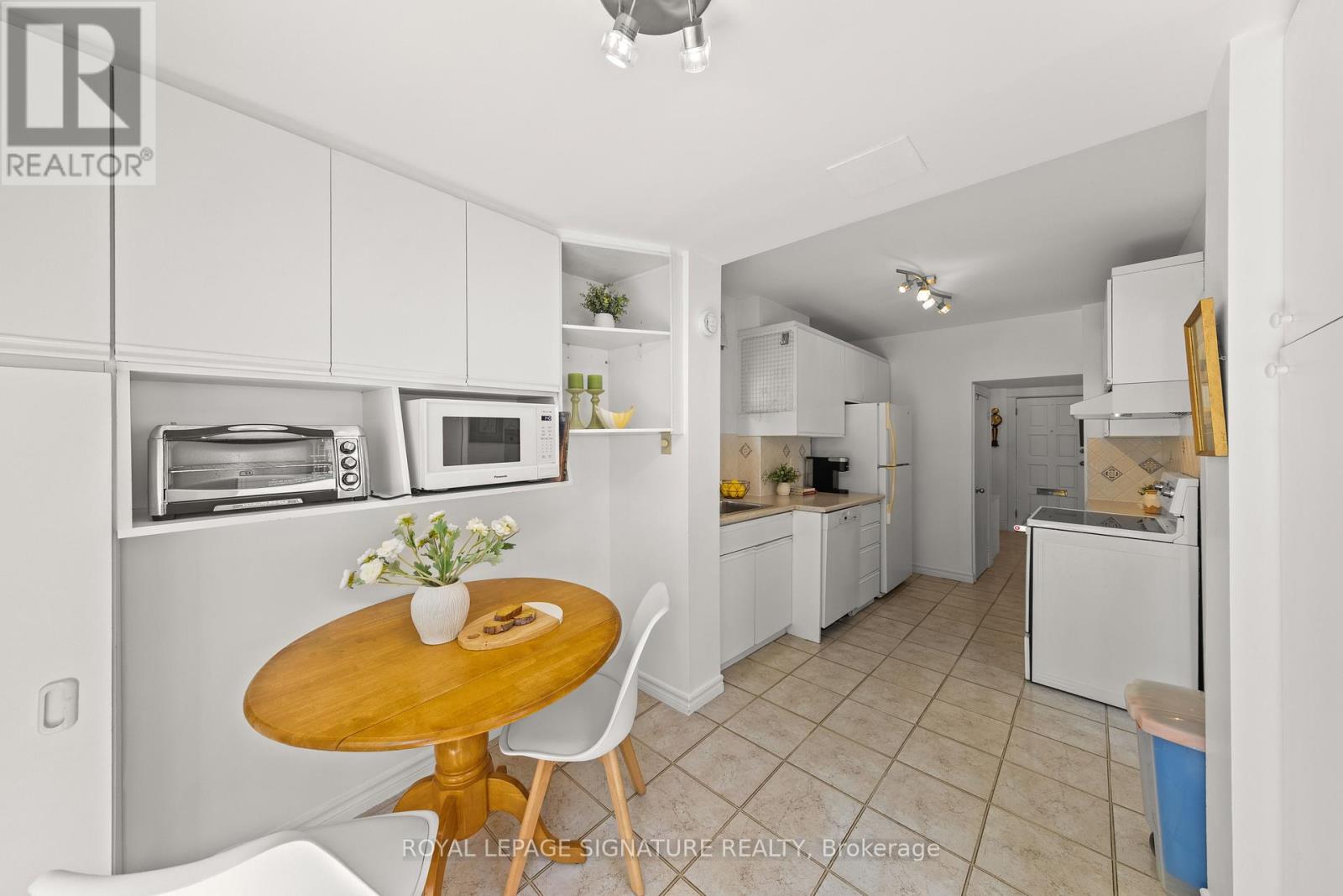117 Bowood Avenue, Toronto, Ontario M4N 1Y3 - Photo 22 - C13153628