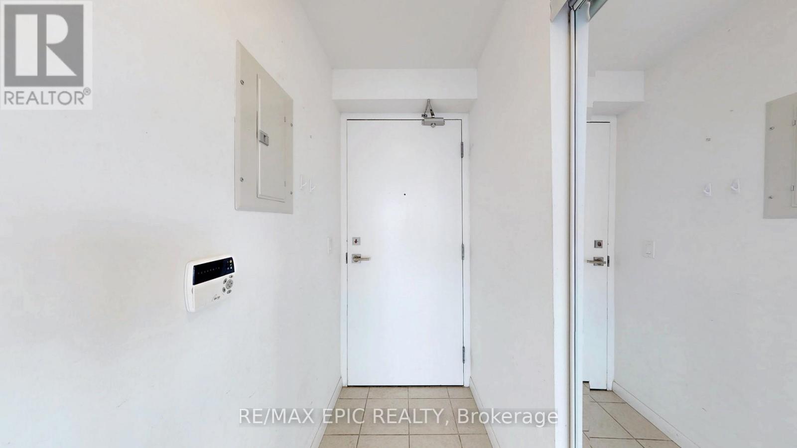 3208 - 832 Bay Street, Toronto, Ontario  M5S 1Z6 - Photo 31 - C13153674