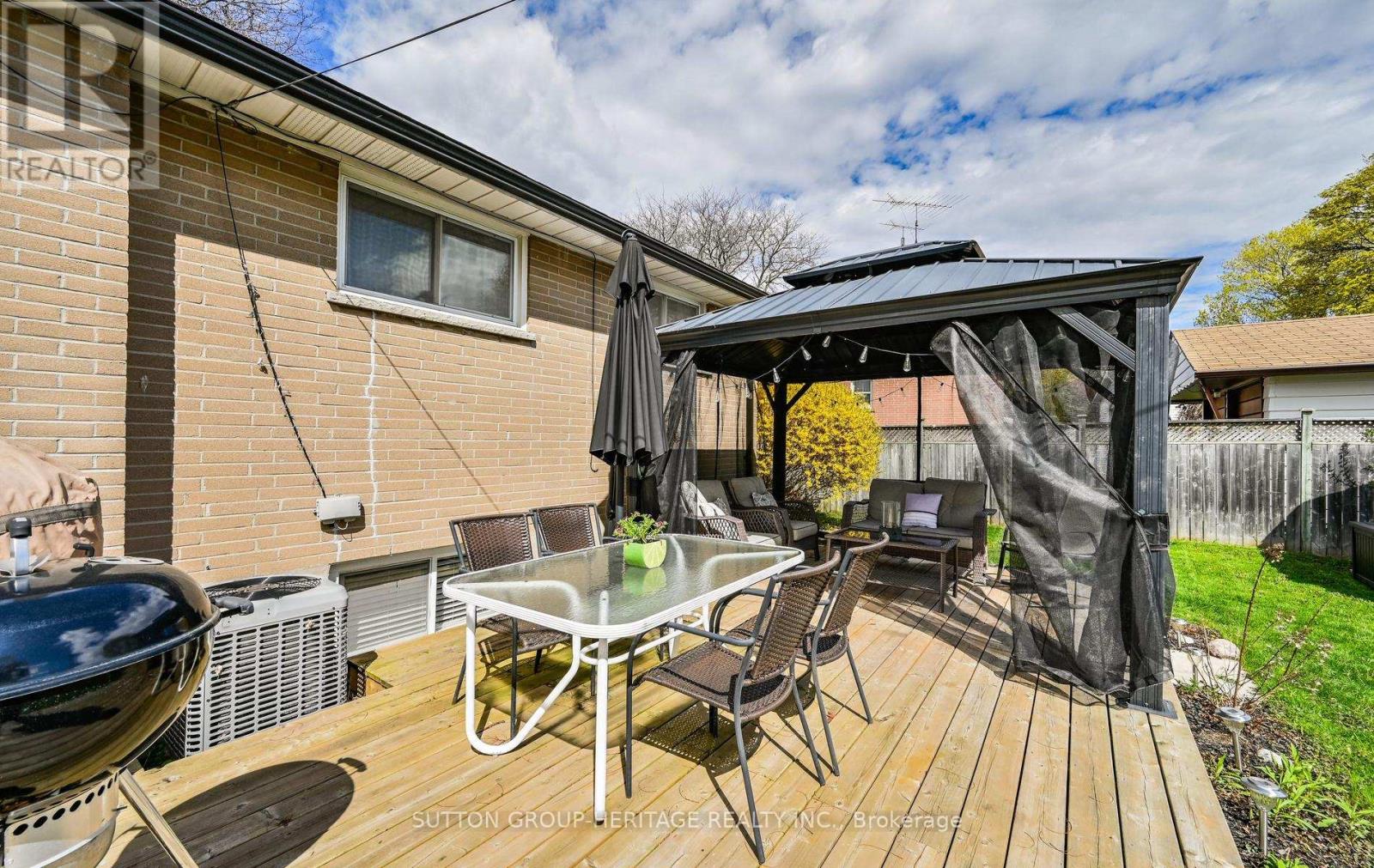 919 Bayview Avenue, Whitby, Ontario  L1N 1E2 - Photo 38 - E13153614