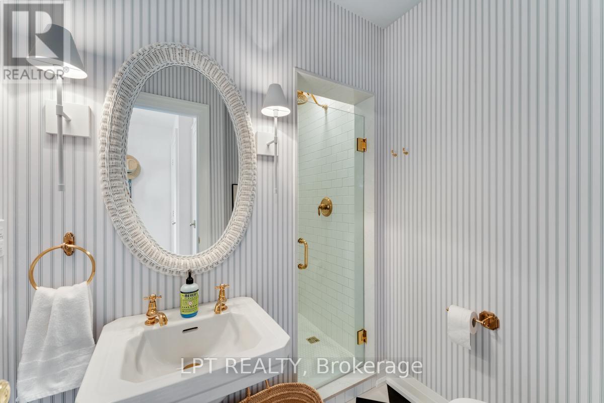 944 Lake Drive E, Georgina, Ontario  L0E 1L0 - Photo 15 - N13153572