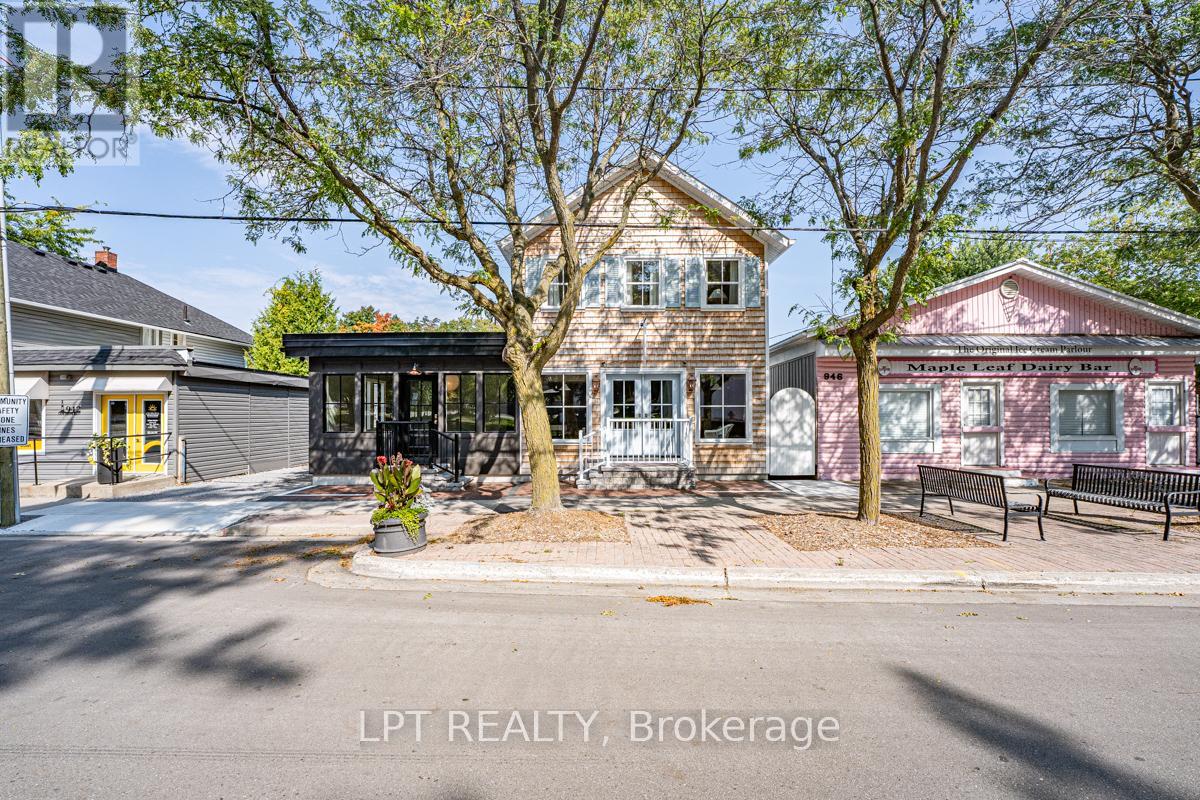 944 Lake Drive E, Georgina, Ontario  L0E 1L0 - Photo 2 - N13153572