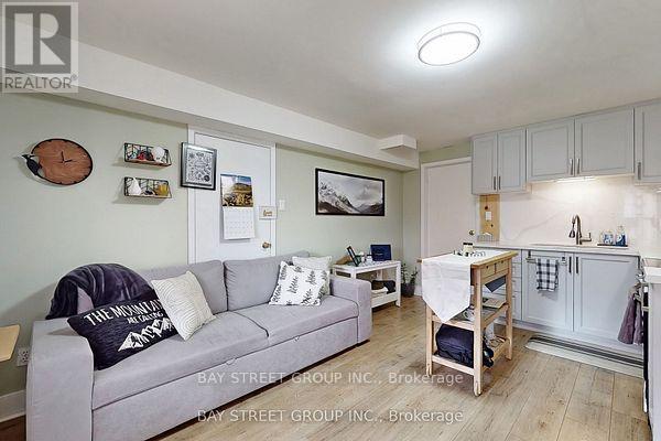 40 Henricks Road, Markham, Ontario  L3T 5M3 - Photo 2 - N13153670