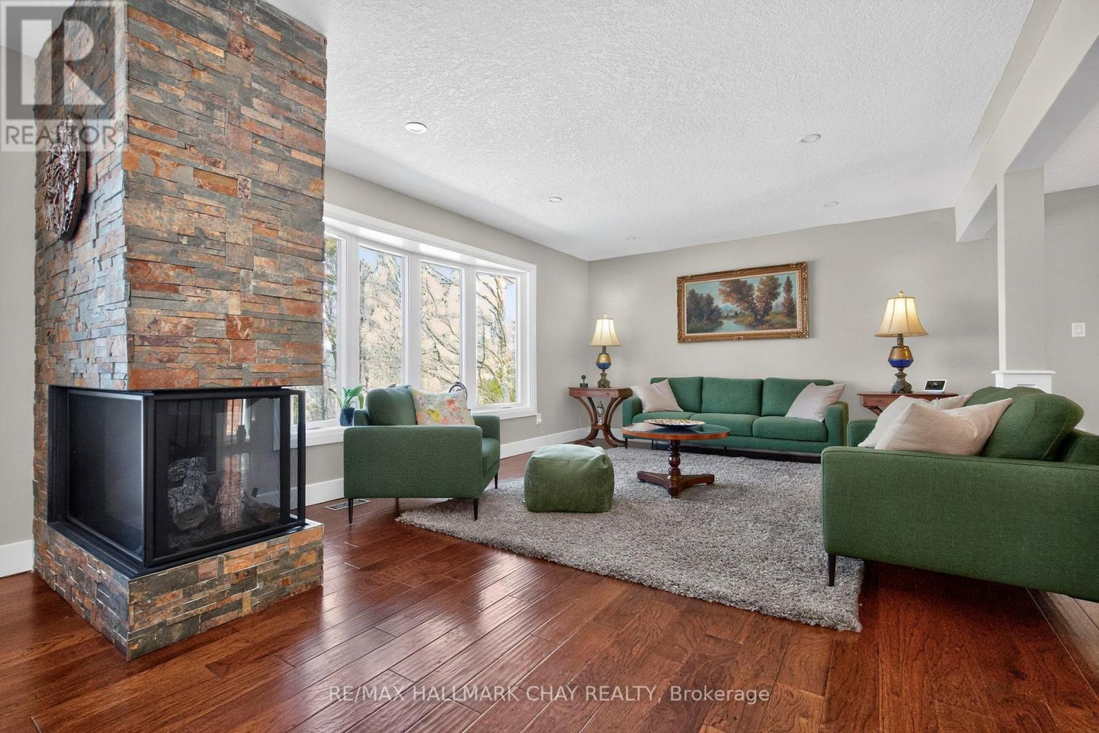16 Highland Drive, Oro-Medonte, Ontario  L0L 2L0 - Photo 13 - S12870236
