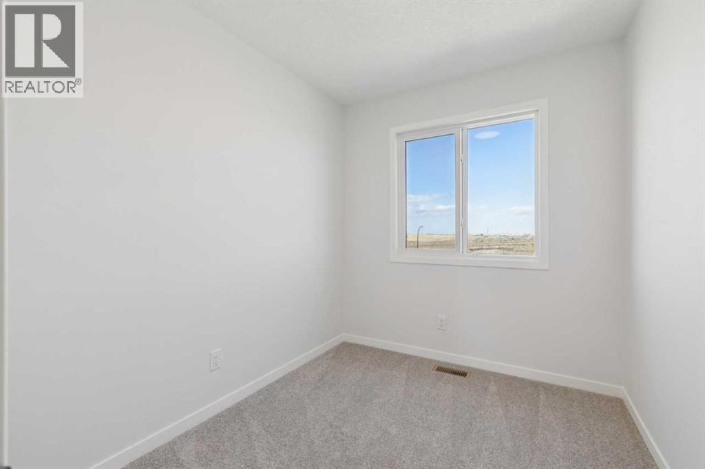 74 Lucas Heath NW, Calgary, Alberta  T3P 2Y2 - Photo 25 - A2303606