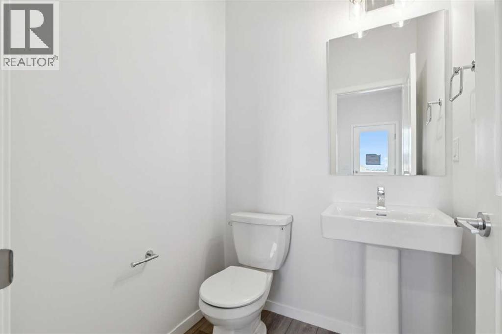 74 Lucas Heath NW, Calgary, Alberta  T3P 2Y2 - Photo 16 - A2303606