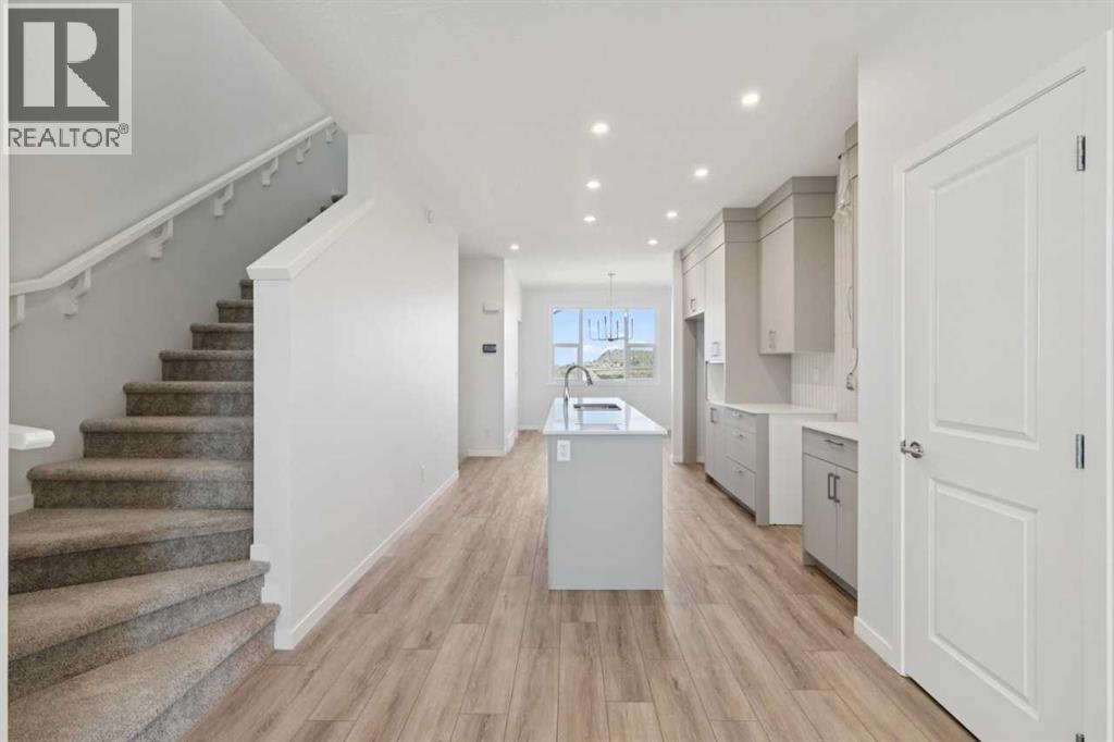 74 Lucas Heath NW, Calgary, Alberta  T3P 2Y2 - Photo 8 - A2303606