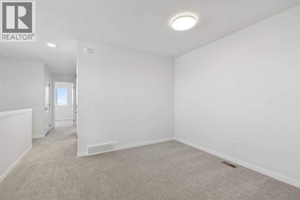 74 Lucas Heath NW, Calgary, Alberta  T3P 2Y2 - Photo 18 - A2303606