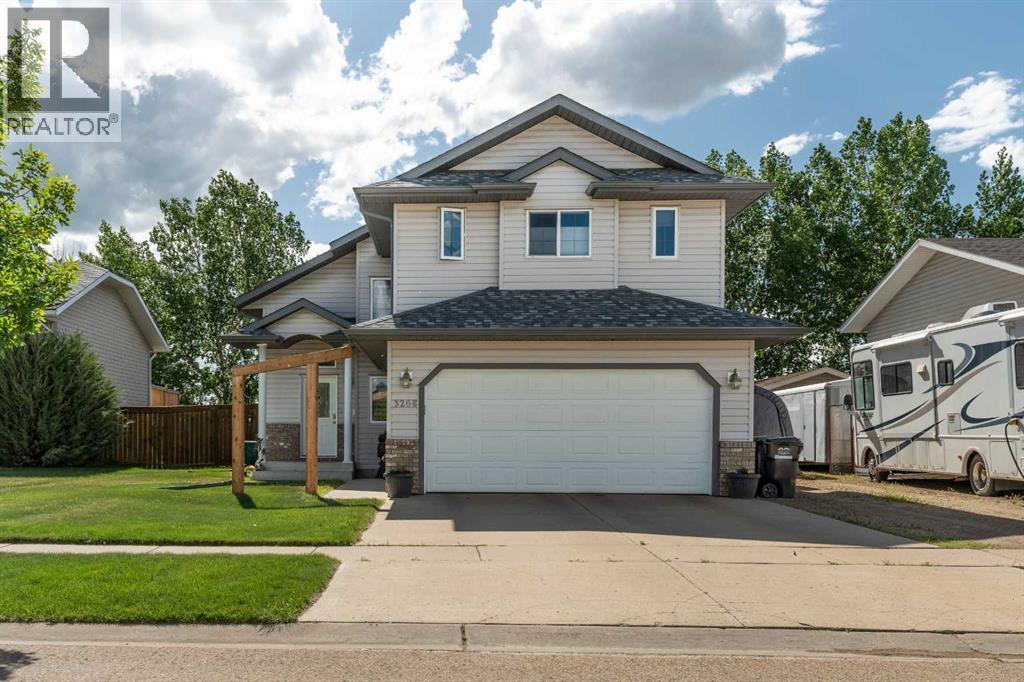 3206 67 Street, Camrose, Alberta  T4V 3N8 - Photo 1 - A2311901