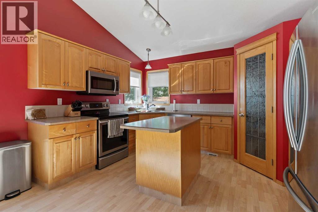 3206 67 Street, Camrose, Alberta  T4V 3N8 - Photo 7 - A2311901