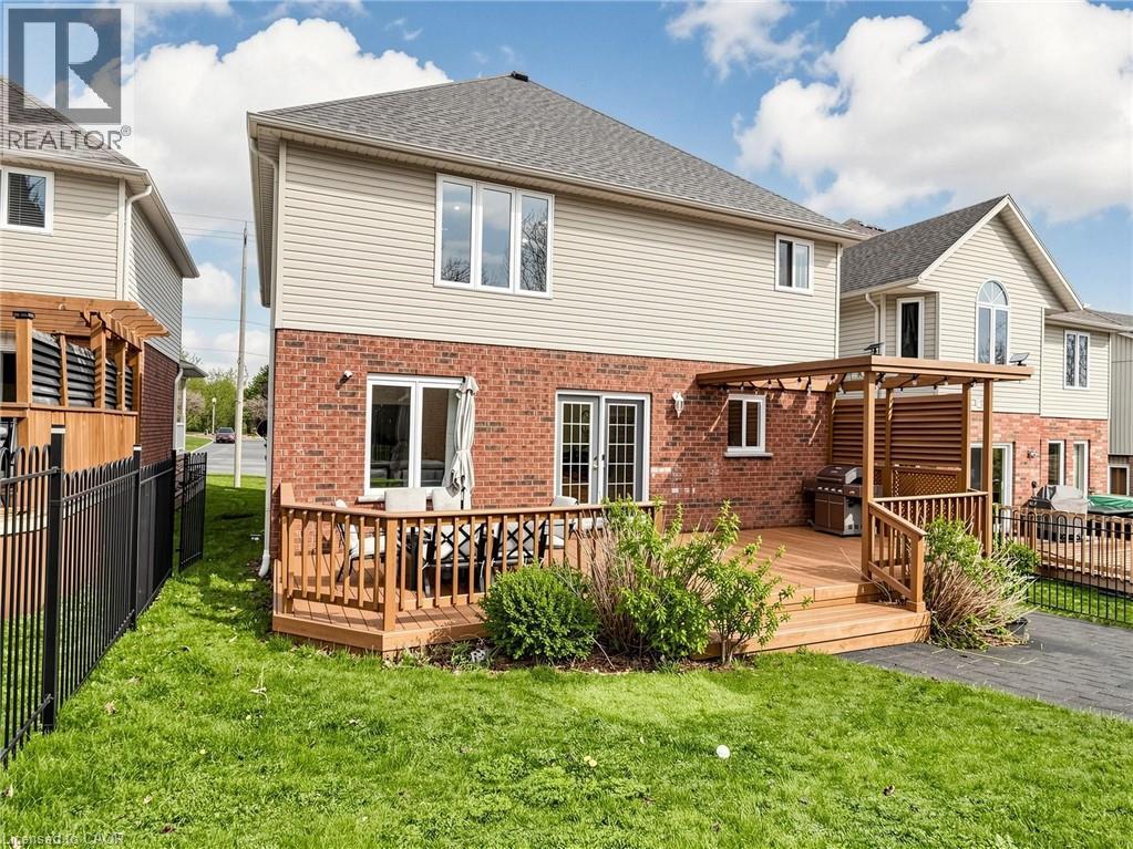 70 Doon Mills Drive, Kitchener, Ontario  N2P 2S3 - Photo 46 - 40832070