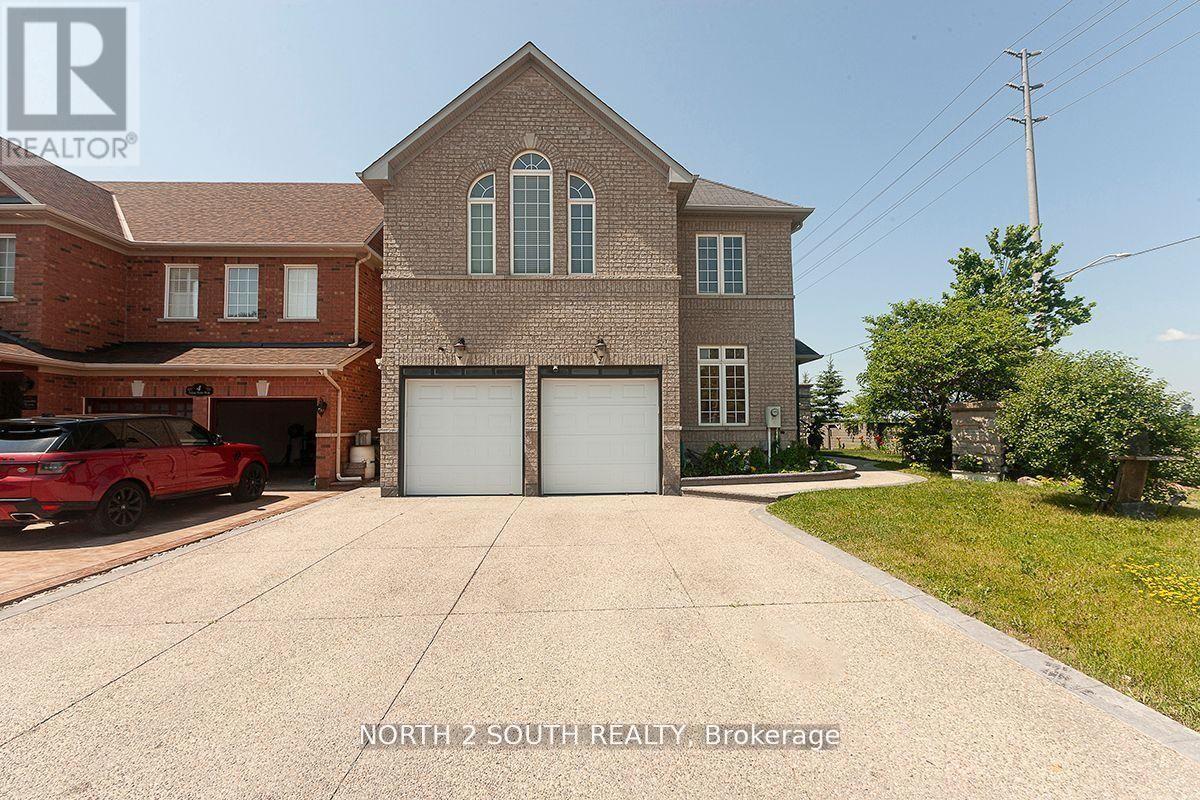 2 Yellow Avens Boulevard, Brampton, Ontario  L6R 0R5 - Photo 2 - W13153648