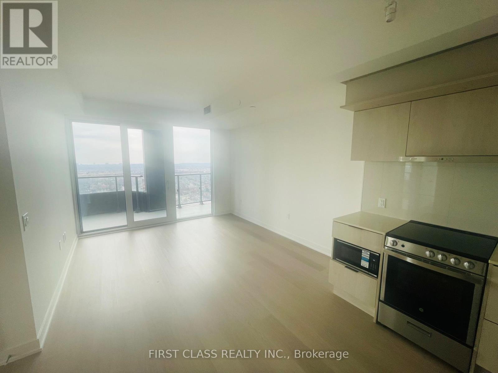 2608 - 448 Burnhamthorpe Road W, Mississauga, Ontario  L5B 0M3 - Photo 3 - W13153650