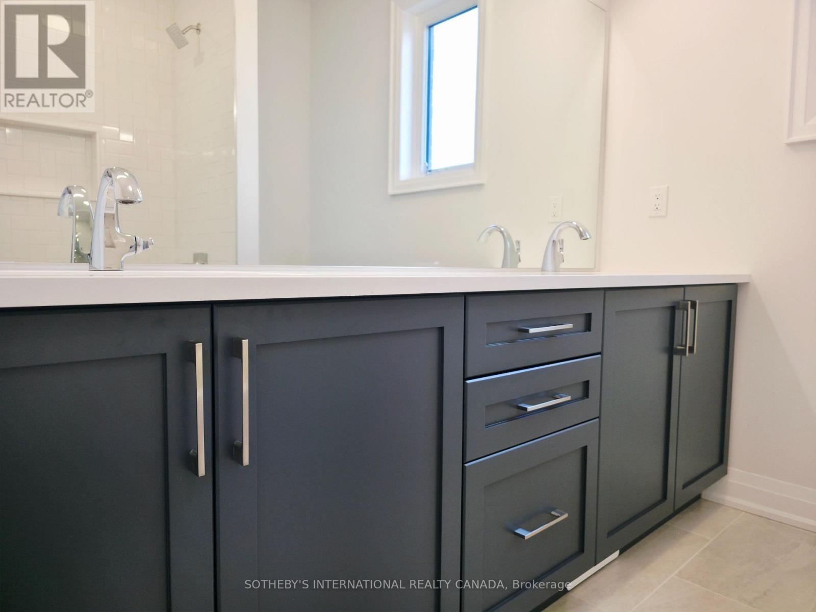 516 Markay Common, Burlington, Ontario  L7S 0A6 - Photo 12 - W13153676