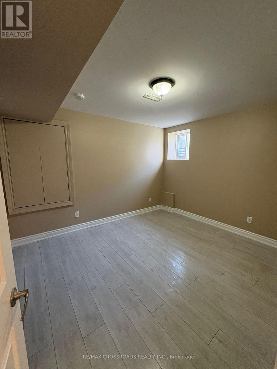 Lower - 36 Kimborough Hollow, Brampton, Ontario  L6Y 0Z1 - Photo 10 - W13153744