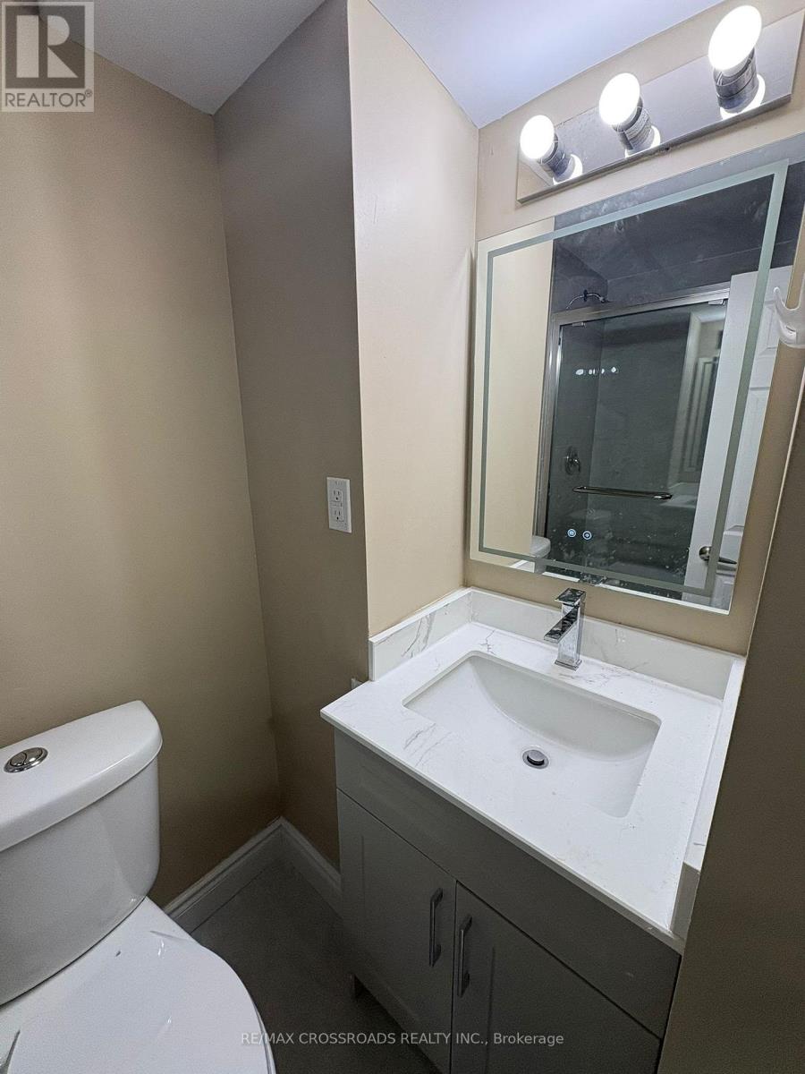Lower - 36 Kimborough Hollow, Brampton, Ontario  L6Y 0Z1 - Photo 13 - W13153744