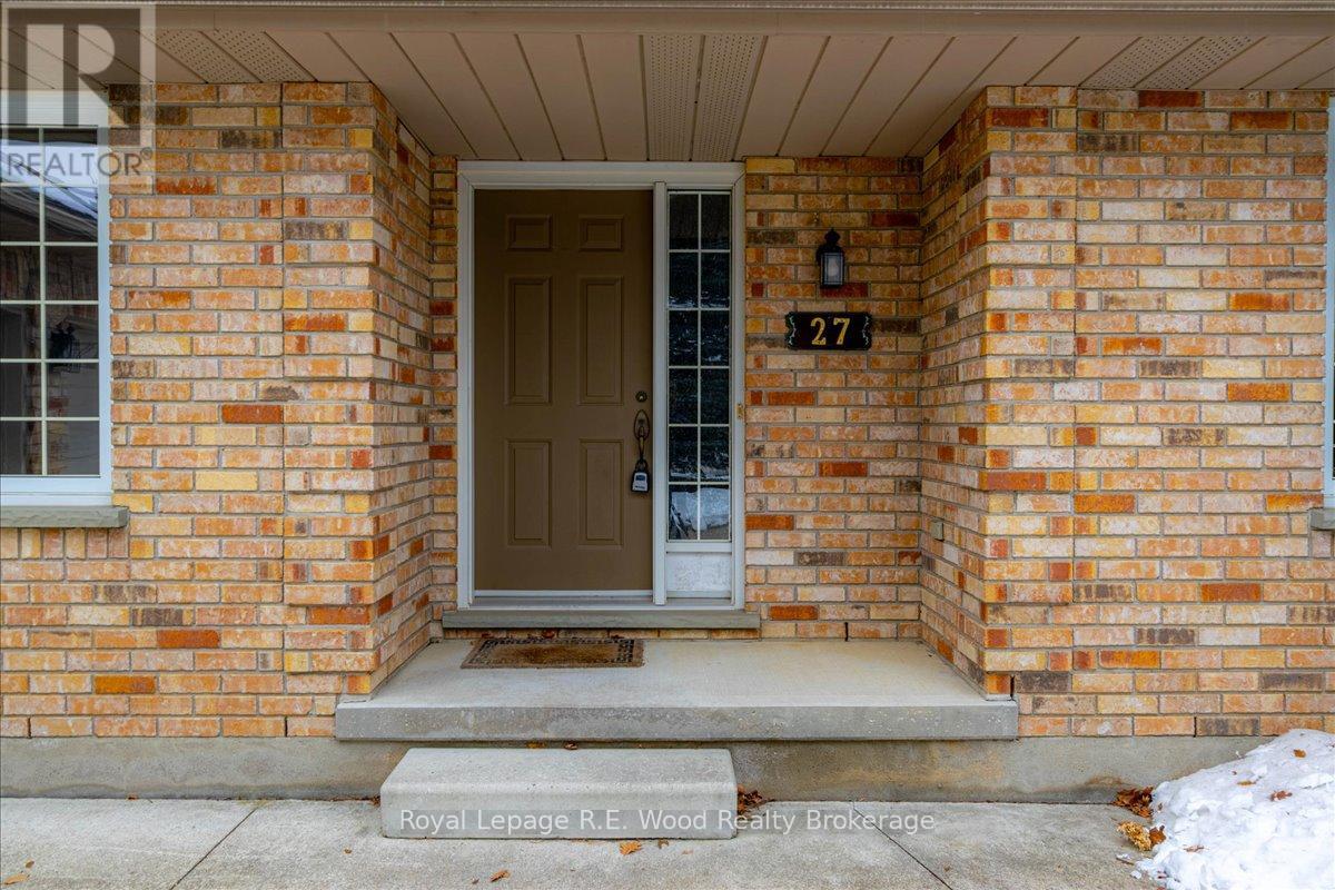 27 Woodside Drive, Tillsonburg, Ontario  N4G 5P9 - Photo 1 - X12822968