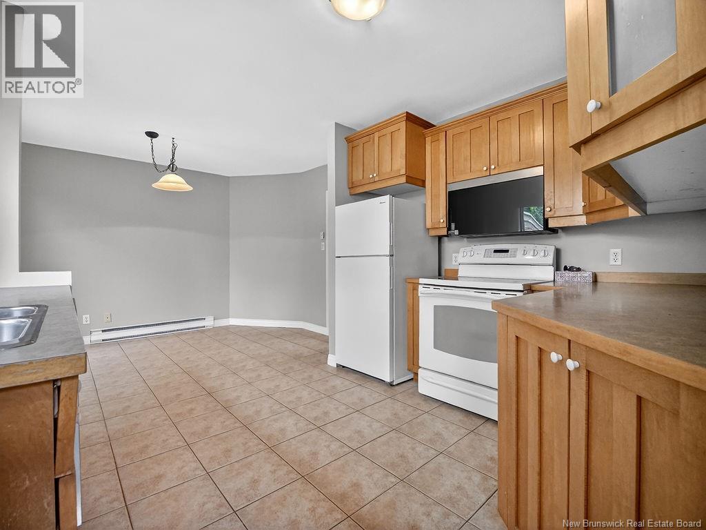242 Broadway Street, Moncton, New Brunswick  E1A 3Y6 - Photo 13 - NB139871