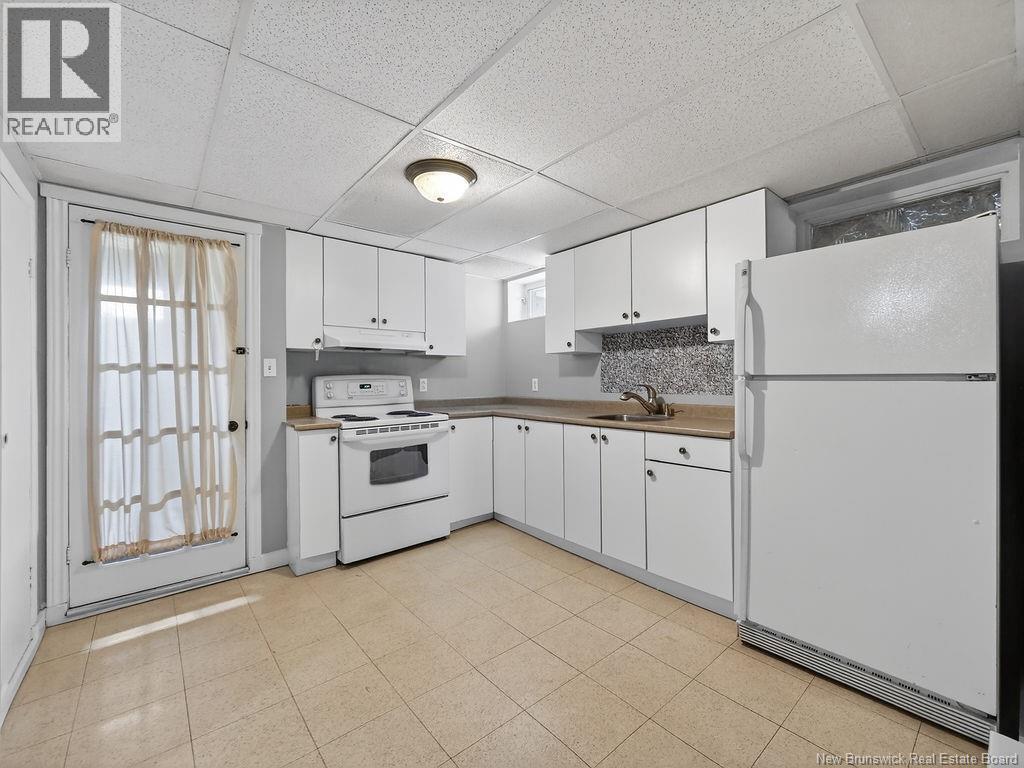 242 Broadway Street, Moncton, New Brunswick  E1A 3Y6 - Photo 19 - NB139871