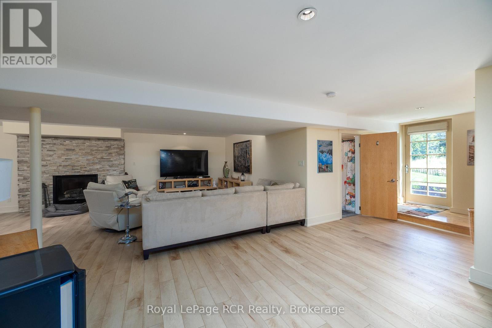 109 Island View Drive, Grey Highlands, Ontario  N0C 1E0 - Photo 25 - X12794436