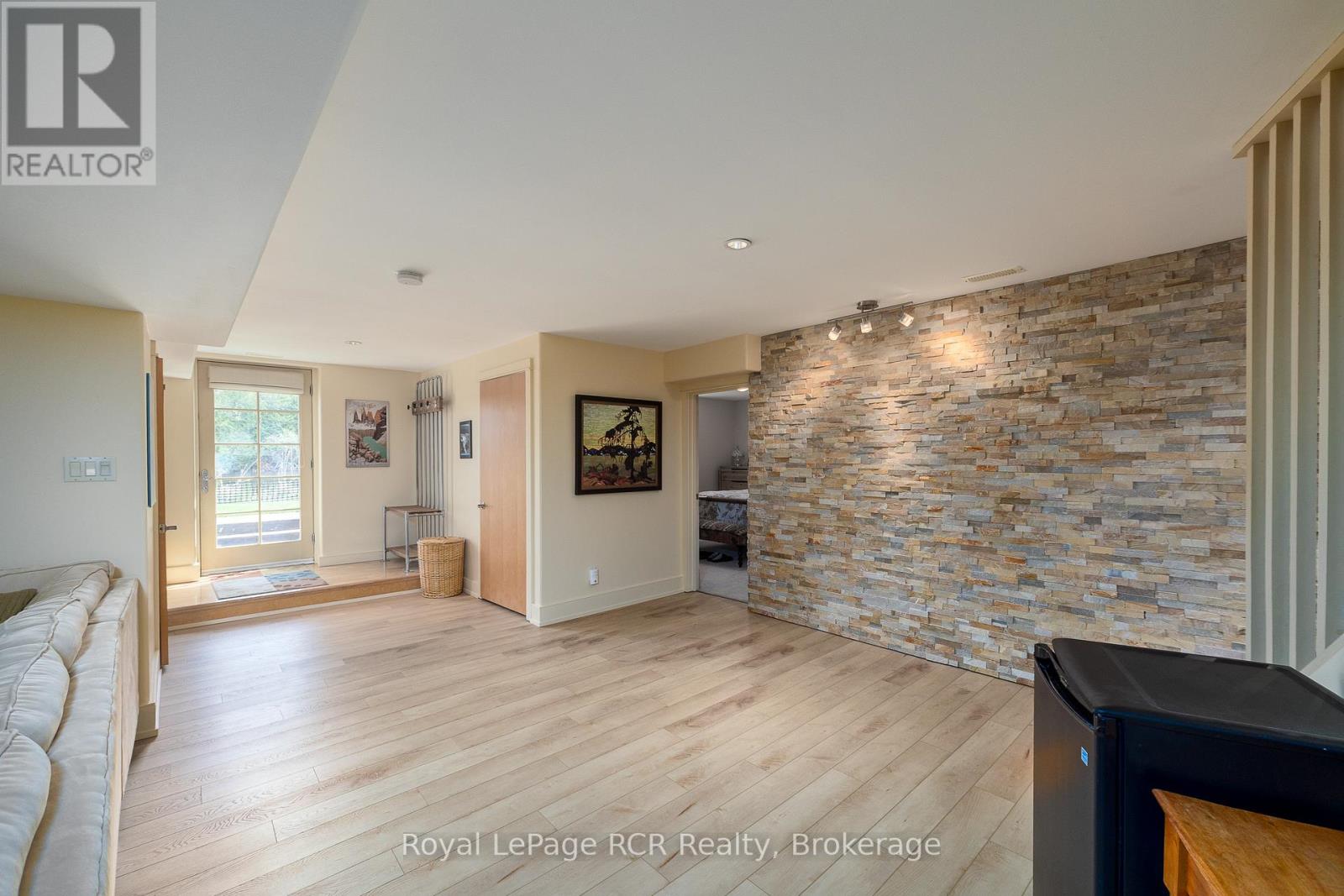 109 Island View Drive, Grey Highlands, Ontario  N0C 1E0 - Photo 27 - X12794436
