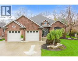 166 WOODYCREST, Kingsville, Ontario
