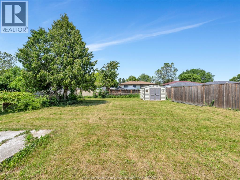 10670 Lambeth Road, Windsor, Ontario  N8R 1C9 - Photo 36 - 26011682