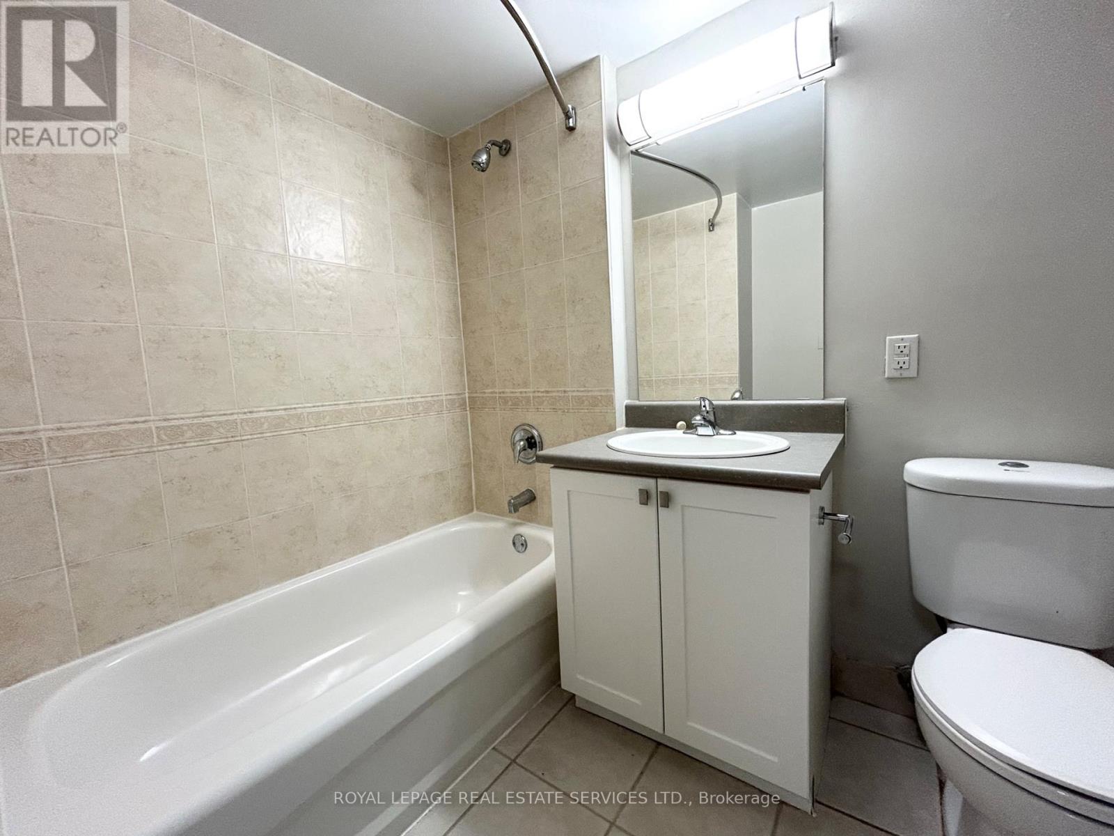 102 - 16 Cedarwoods Crescent, Kitchener, Ontario  N2C 2L4 - Photo 7 - X13153666