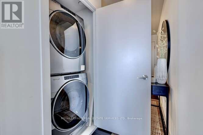 1109 - 1603 Eglinton Avenue W, Toronto, Ontario  M6E 0A1 - Photo 12 - C13151944